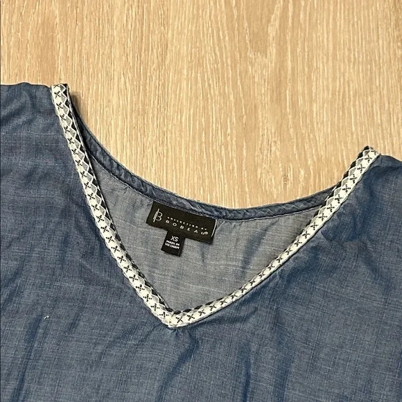 Bombeau Oversized Chambray 3/4 Floral Embroidered Puffed Sleeve Top Sz XS - Picture 6 of 7